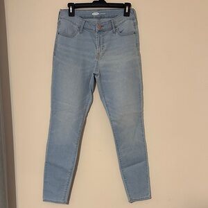 Old Navy Light Wash High-Rise Skinny Jeans